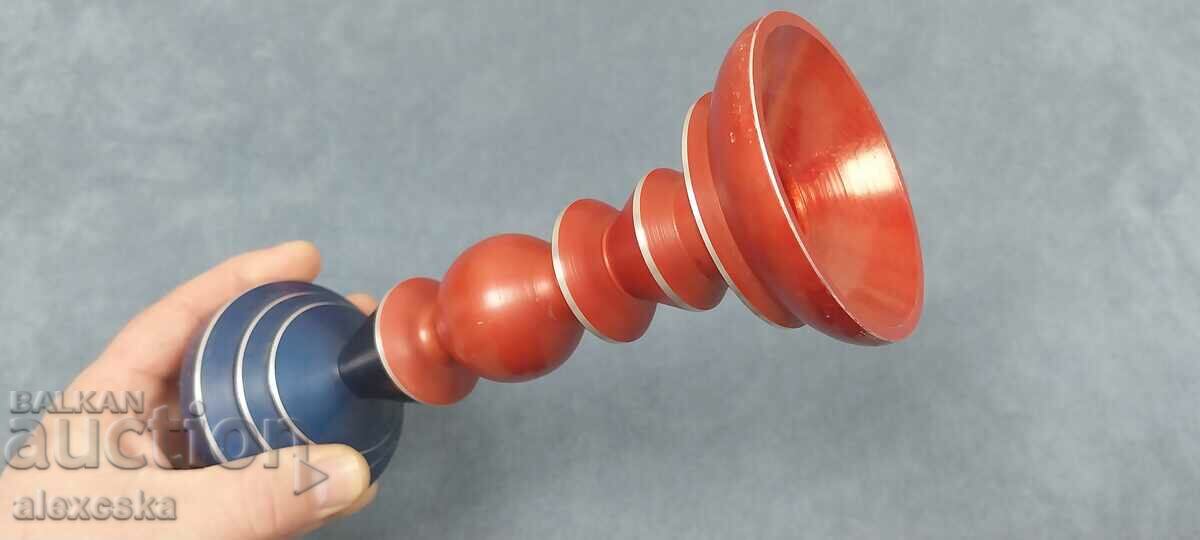 Μεταλλικό κηροπήγιο με τιμή 20.00 BGN | € 10.23 Μεταλλικό κηροπήγιο με τιμή 20.00 BGN | € 10.23