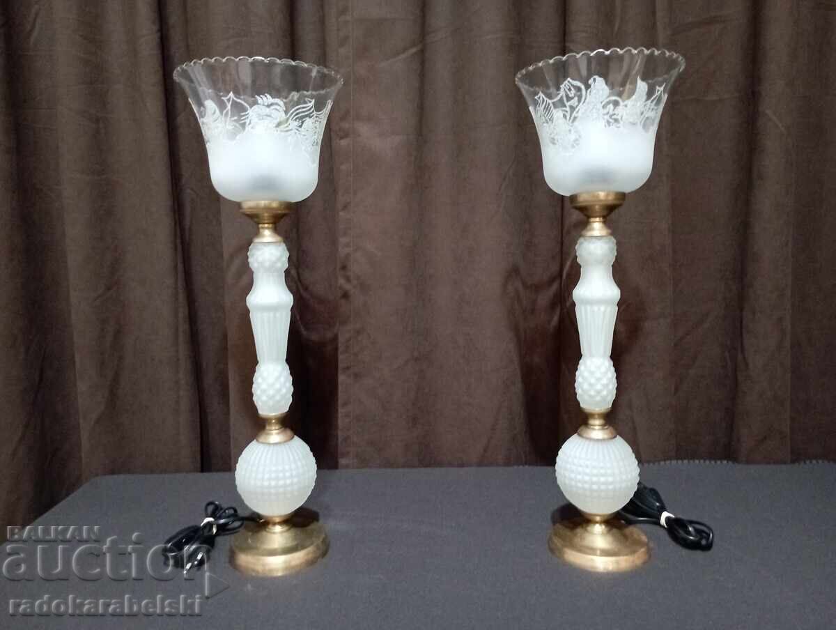 Set of two beautiful antique lamps - lamp Set of two beautiful antique lamps - lamp