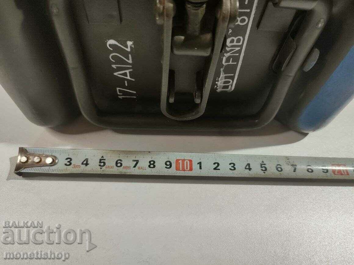 Πολύ ωραίο μεταλλικό κουτί - 6 Πολύ ωραίο μεταλλικό κουτί - 6