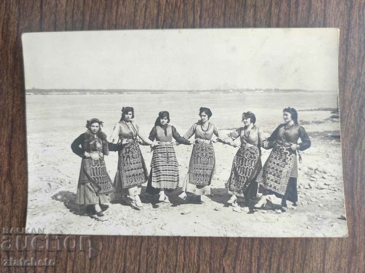 Παλιά φωτογραφία Βασίλειο της Βουλγαρίας - Γυναίκες με λαϊκές φορεσιές Ruse