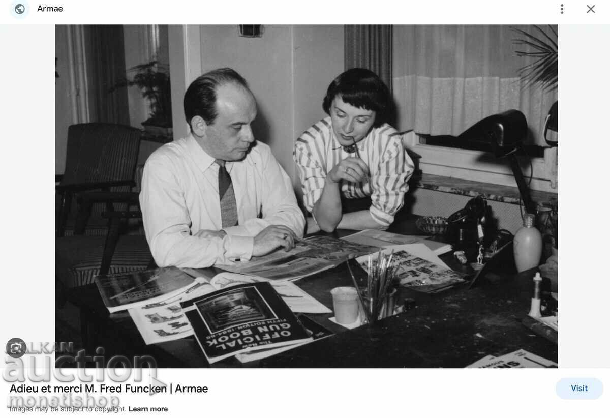 4 pcs. illustrated reference books for weapons and uniforms of the Armed Forces with price 400.00 BGN | € 204.52