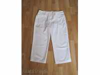 Pantaloni albi de vară