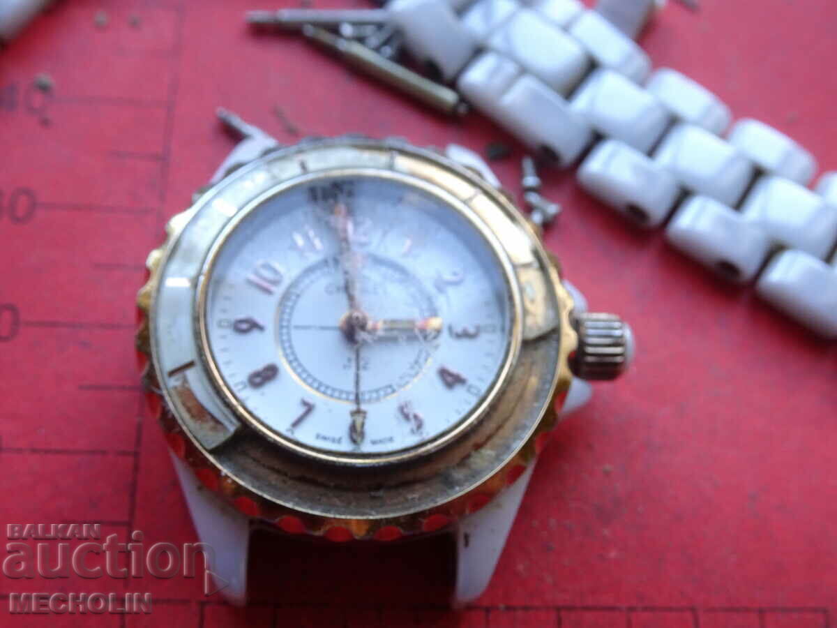 CHANEL CERAMIC QUARTZ WATCH with price 10.00 BGN | € 5.11 CHANEL CERAMIC QUARTZ WATCH with price 10.00 BGN | € 5.11
