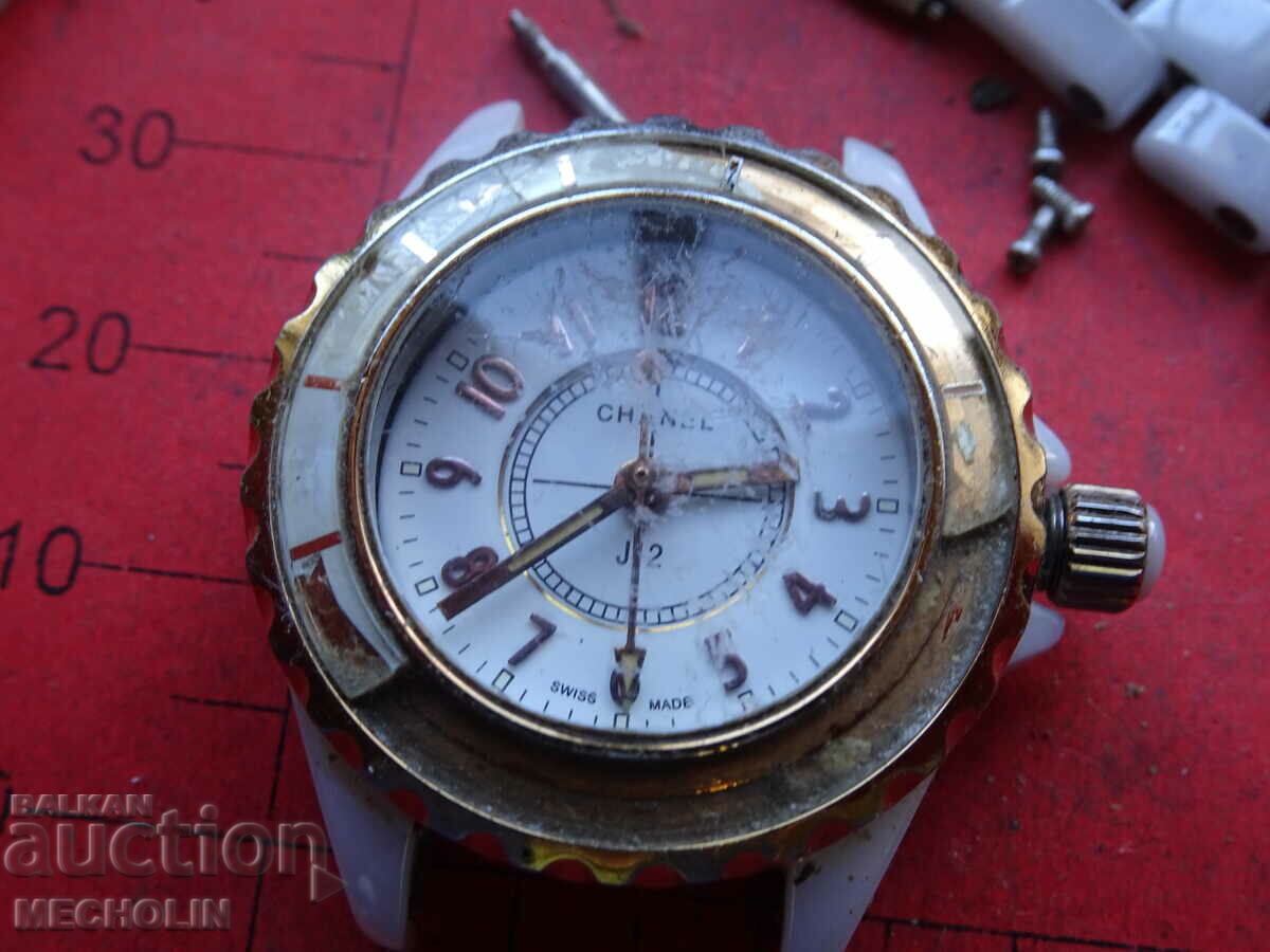 Auction CHANEL CERAMIC QUARTZ WATCH Auction CHANEL CERAMIC QUARTZ WATCH