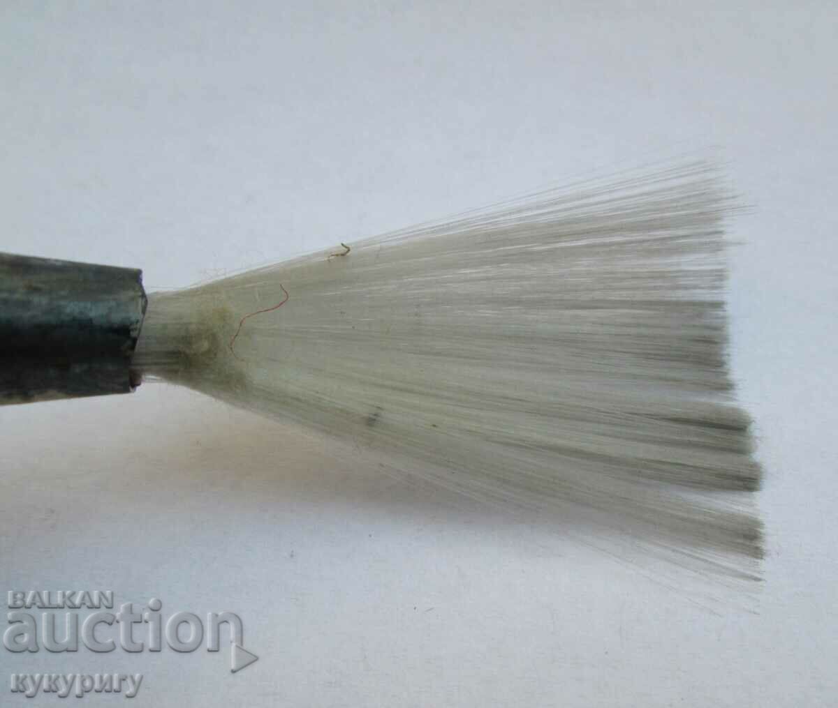 Delivery of 2 old handmade glass Christmas tree toys Delivery of 2 old handmade glass Christmas tree toys