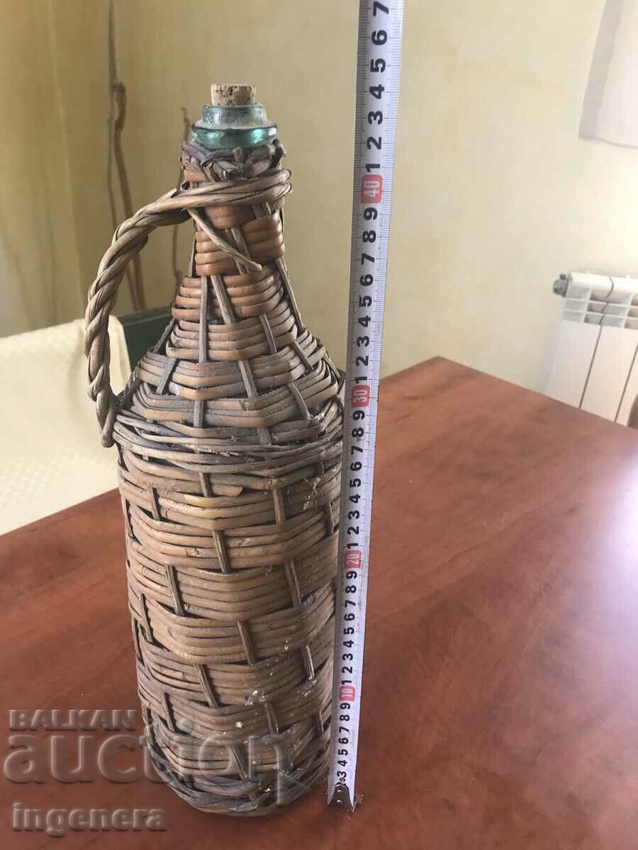 Delivery of DAMAJANA BRAIDED GLASS BOTTLE FOR BRANDY-3.5 LITERS Delivery of DAMAJANA BRAIDED GLASS BOTTLE FOR BRANDY-3.5 LITERS