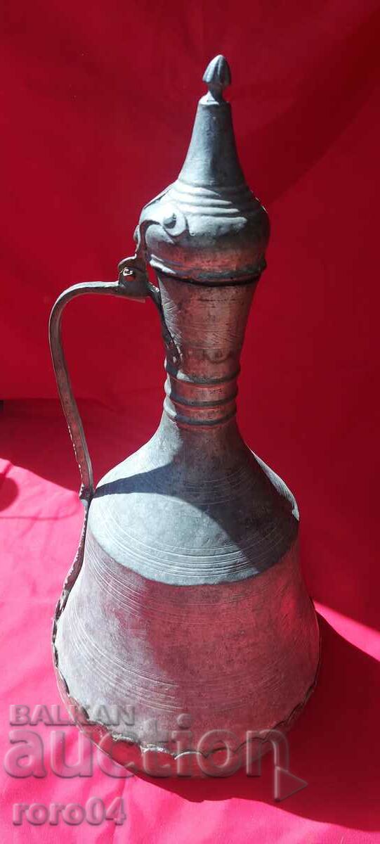 Auction GUM - HUGE Auction GUM - HUGE