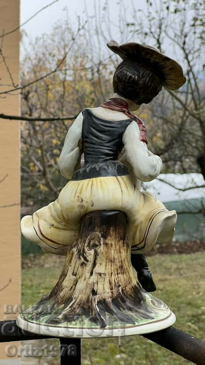 Auction Capodimonte1960, 30cm, serial number, Excellent! Auction Capodimonte1960, 30cm, serial number, Excellent!