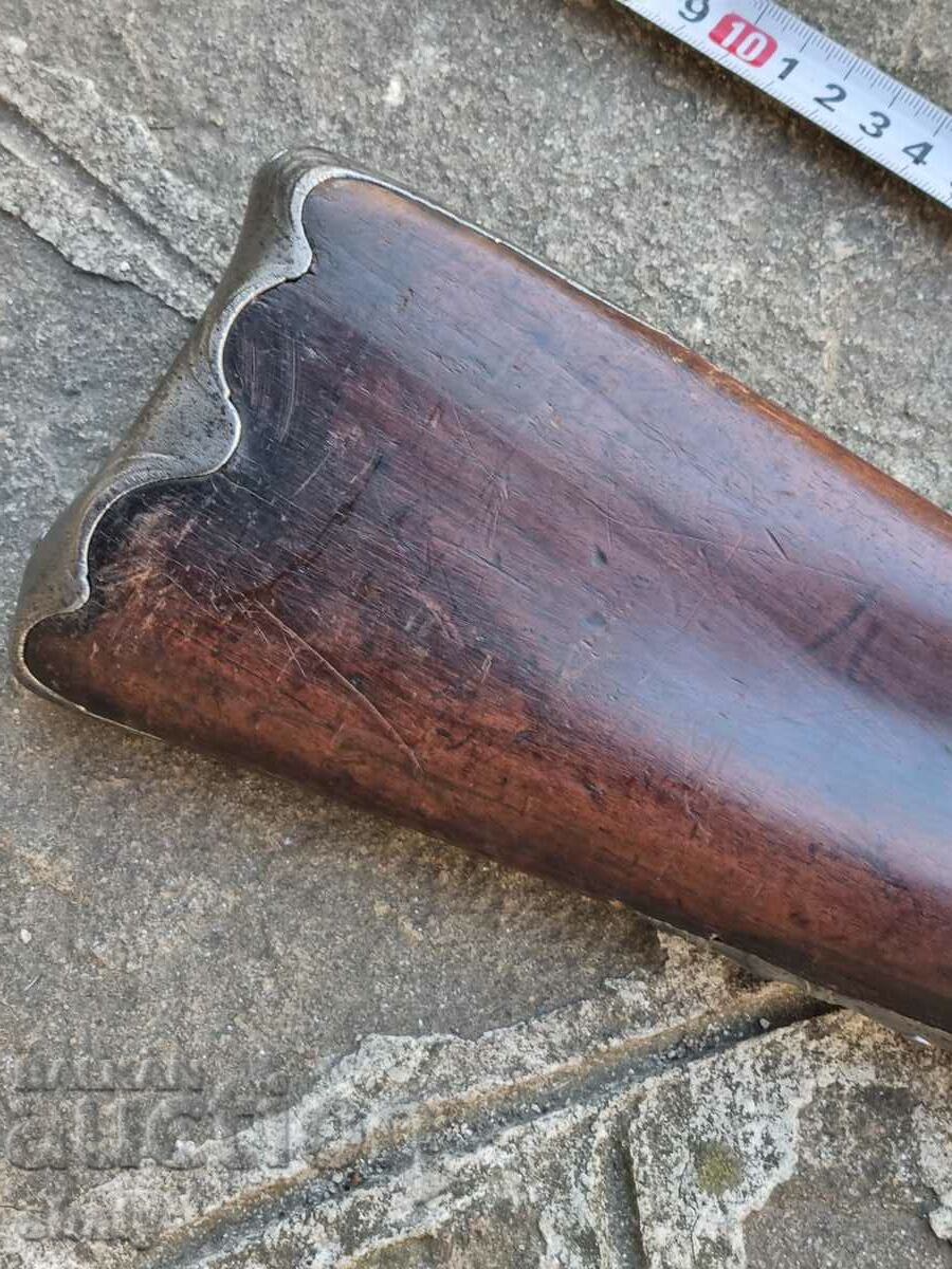 An old rifle. with price 650.00 BGN | € 332.34