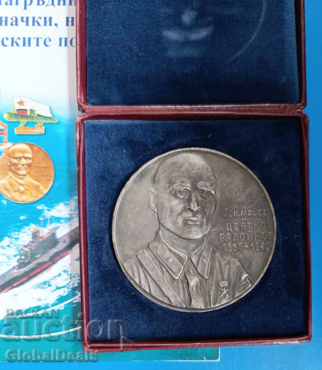 Auction Diving table medal General Tsviatko Radoynov Auction Diving table medal General Tsviatko Radoynov