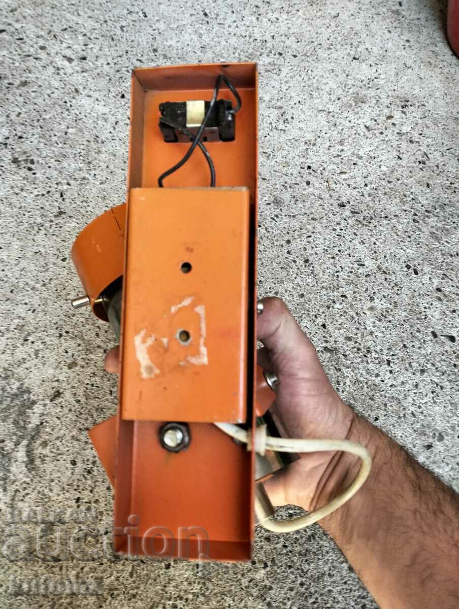 Delivery of Old wall lamp Delivery of Old wall lamp