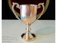 Χάλκινο ποτήρι κρασιού, σε βάση, δύο χερούλια, μπαρόκ