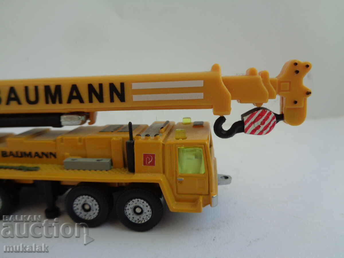 Delivery of SIKU 1:87 ??? H0 LIEBHERR CRANE TRUCK TOY MODEL Delivery of SIKU 1:87 ??? H0 LIEBHERR CRANE TRUCK TOY MODEL