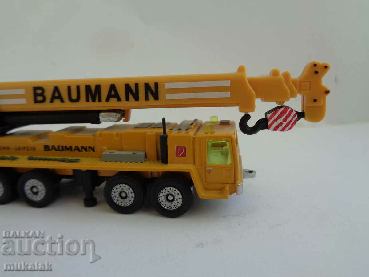 SIKU 1:87 ??? H0 LIEBHERR CRANE TRUCK TOY MODEL - 5 SIKU 1:87 ??? H0 LIEBHERR CRANE TRUCK TOY MODEL - 5