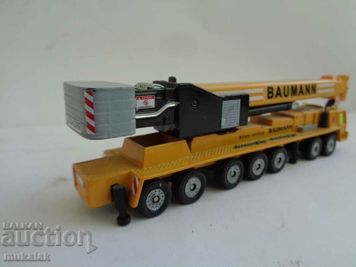 SIKU 1:87 ??? H0 LIEBHERR CRANE TRUCK TOY MODEL - 6 SIKU 1:87 ??? H0 LIEBHERR CRANE TRUCK TOY MODEL - 6