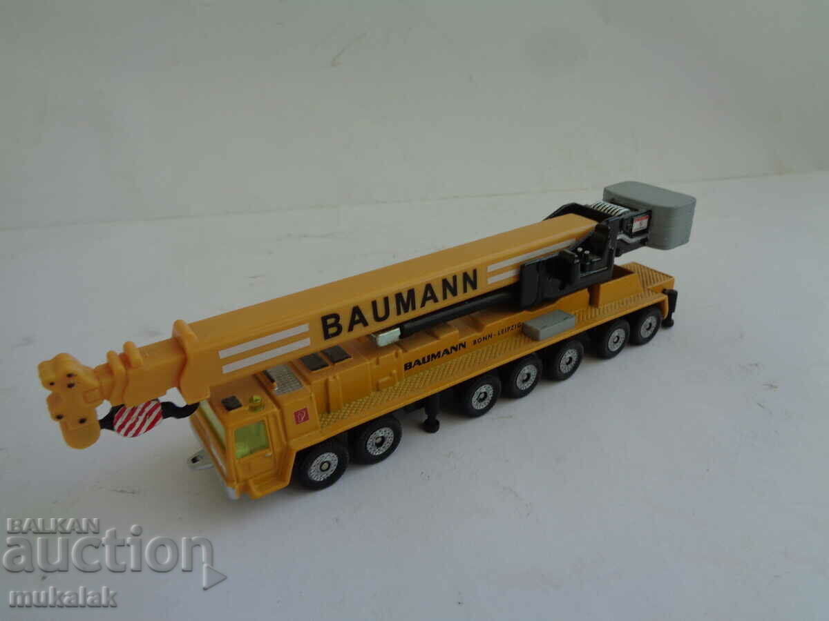 SIKU 1:87 ??? H0 LIEBHERR CRANE TRUCK TOY MODEL - 7 SIKU 1:87 ??? H0 LIEBHERR CRANE TRUCK TOY MODEL - 7