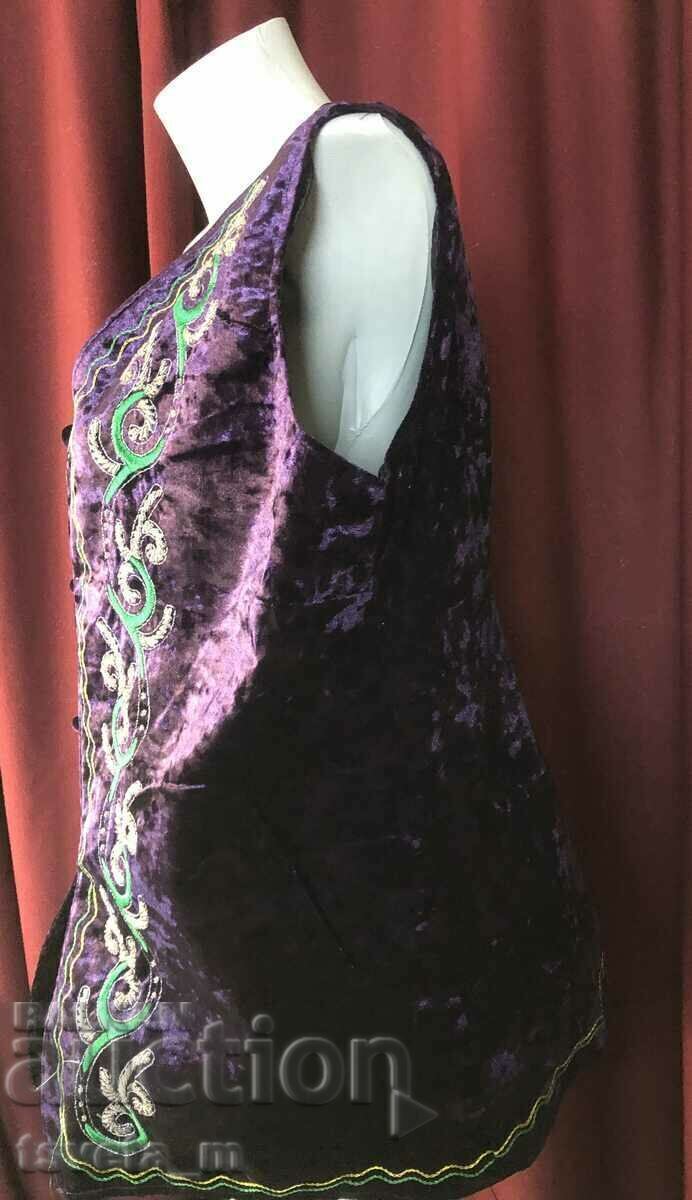 Delivery of Vest, velvet - folk costume Delivery of Vest, velvet - folk costume