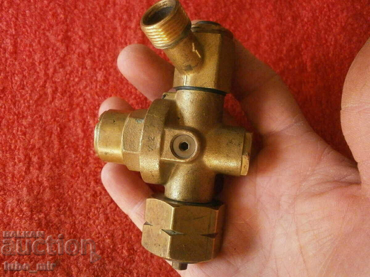 SUPPA REDUCTOR SUEDEZ VECHI - 7 SUPPA REDUCTOR SUEDEZ VECHI - 7