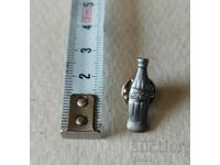 Ретро винтидж pin  значка - оловна миниатюрна бутилка ,,Coca