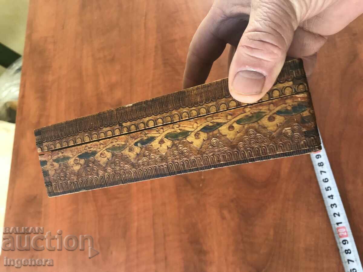 Delivery of BOX WOOD PYROGRAPH DRAWING ANTIQUE FROM SOCA Delivery of BOX WOOD PYROGRAPH DRAWING ANTIQUE FROM SOCA