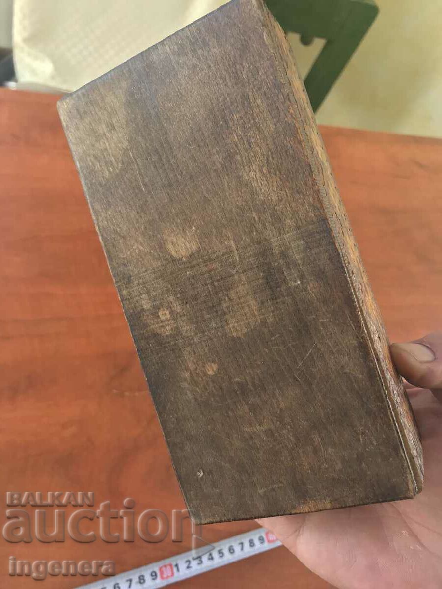 BOX WOOD PYROGRAPH DRAWING ANTIQUE FROM SOCA - 5 BOX WOOD PYROGRAPH DRAWING ANTIQUE FROM SOCA - 5