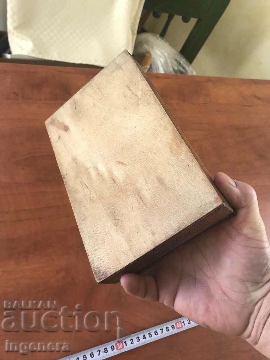 ΞΥΛΙΝΟ ΚΟΥΤΙ ΑΝΤΙΚΕ ΠΥΡΟΓΡΑΦΟ - 6 ΞΥΛΙΝΟ ΚΟΥΤΙ ΑΝΤΙΚΕ ΠΥΡΟΓΡΑΦΟ - 6