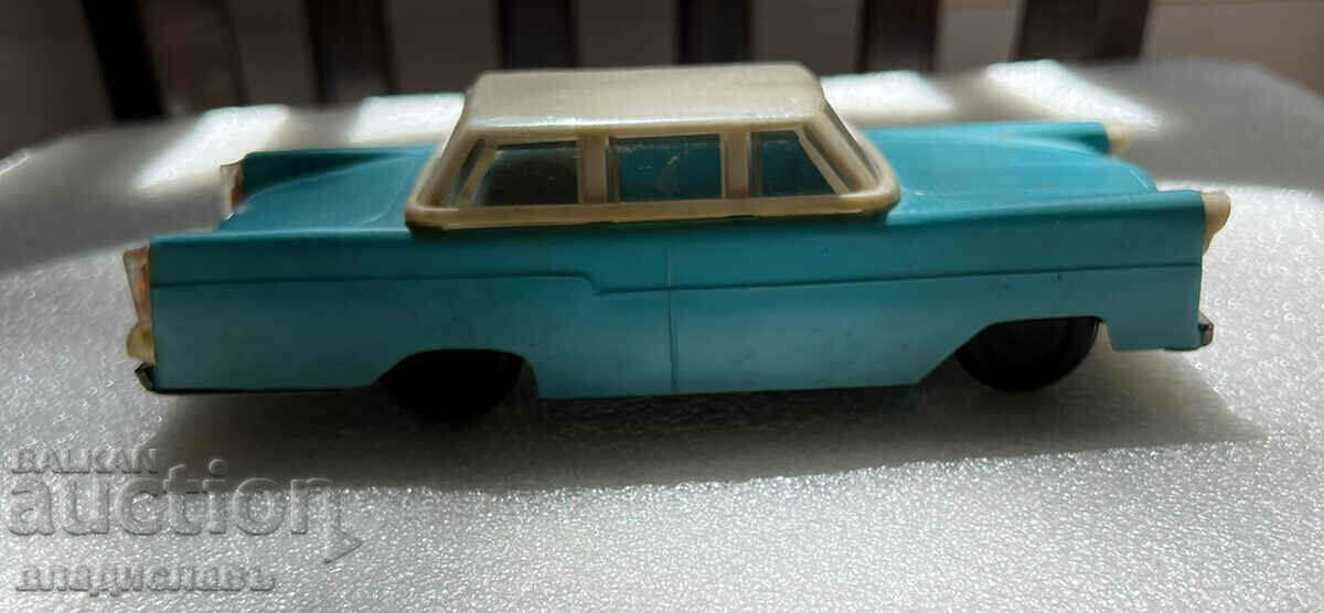 стара Соц. играчка Автомобил от 70-те години