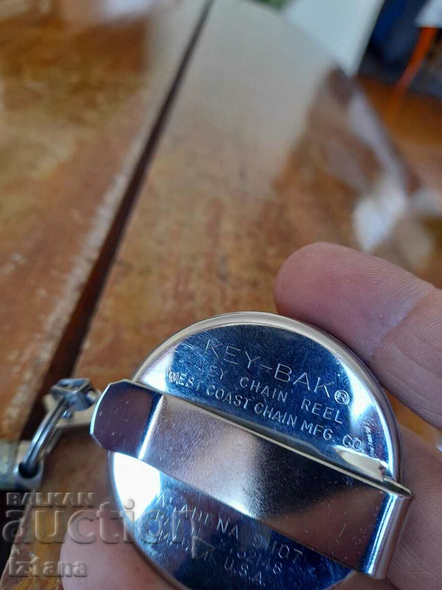 Livrarea Veche KEY BAK Retractable Chain Works Clip West Coast Livrarea Veche KEY BAK Retractable Chain Works Clip West Coast