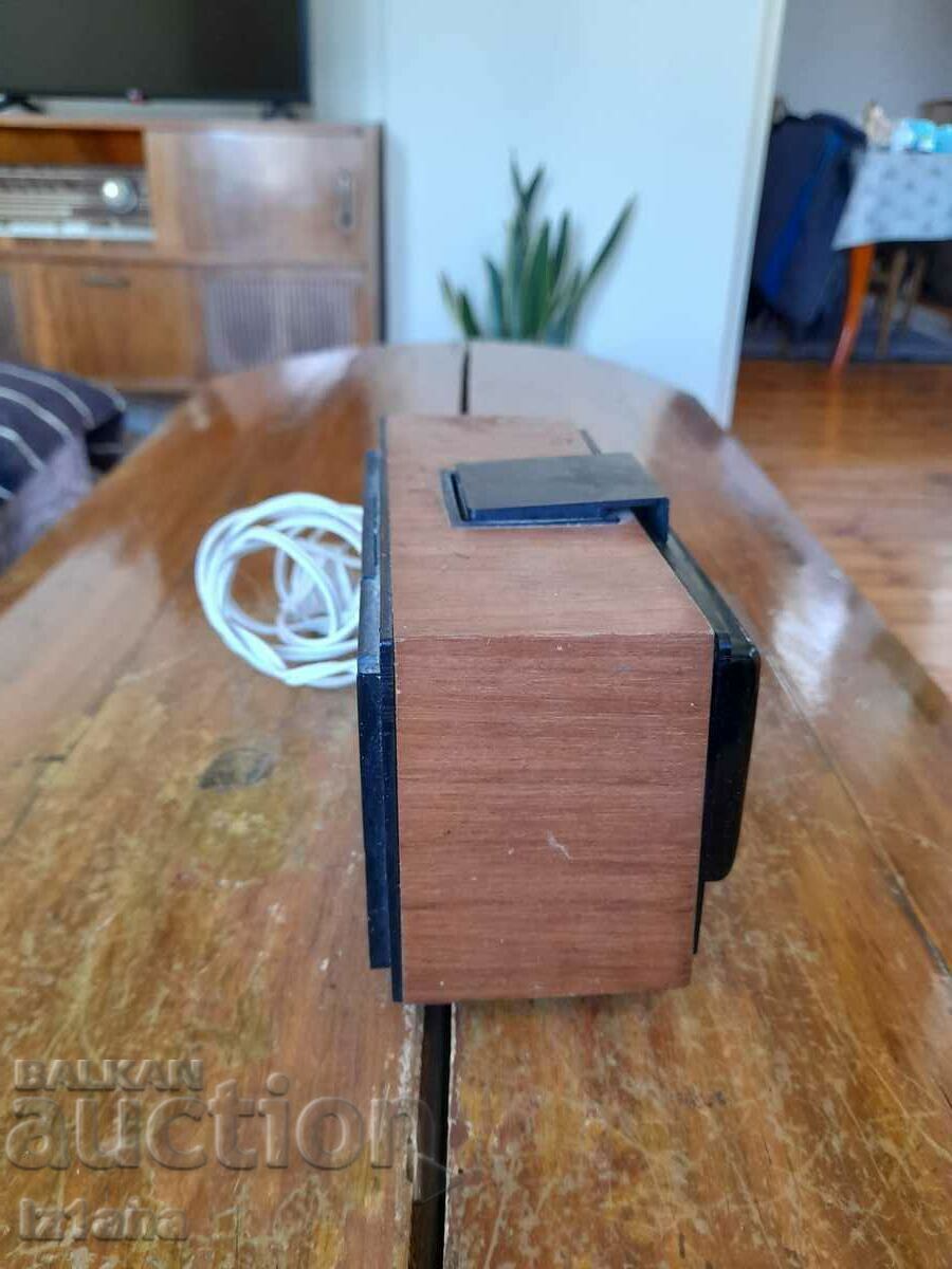 Old Electronics 6 desk clock with price 75.00 BGN | € 38.35 Old Electronics 6 desk clock with price 75.00 BGN | € 38.35