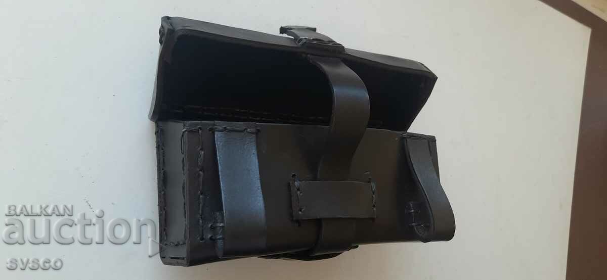 Leather cartridge belt