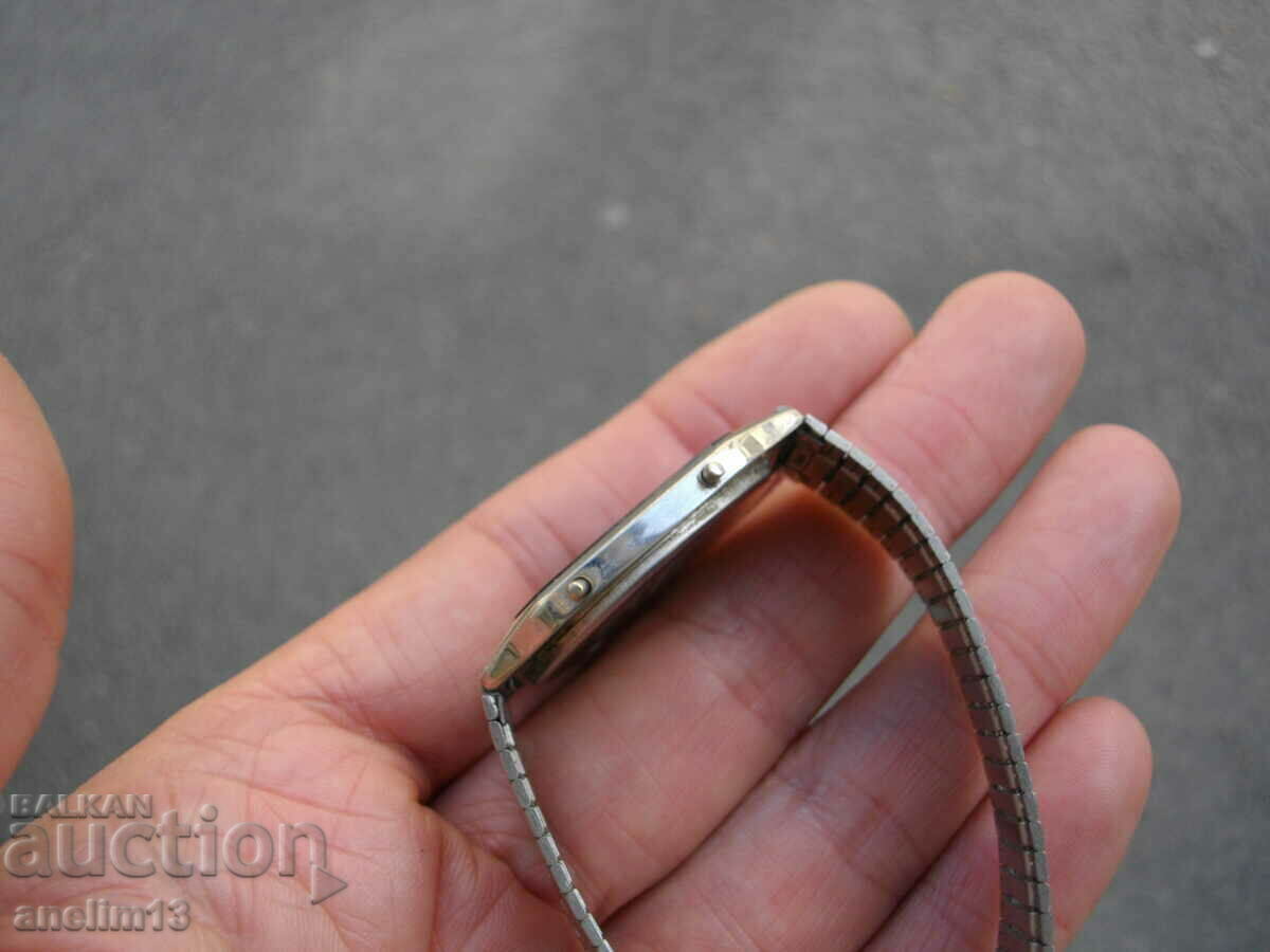 ΣΥΛΛΕΚΤΙΚΟ ΡΕΤΡΟ ΗΛΕΚΤΡΟΝΙΚΟ ΡΟΛΟΙ LGS - 5 ΣΥΛΛΕΚΤΙΚΟ ΡΕΤΡΟ ΗΛΕΚΤΡΟΝΙΚΟ ΡΟΛΟΙ LGS - 5