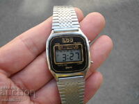 COLLECTIBLE RETRO ELECTRONIC WATCH LGS