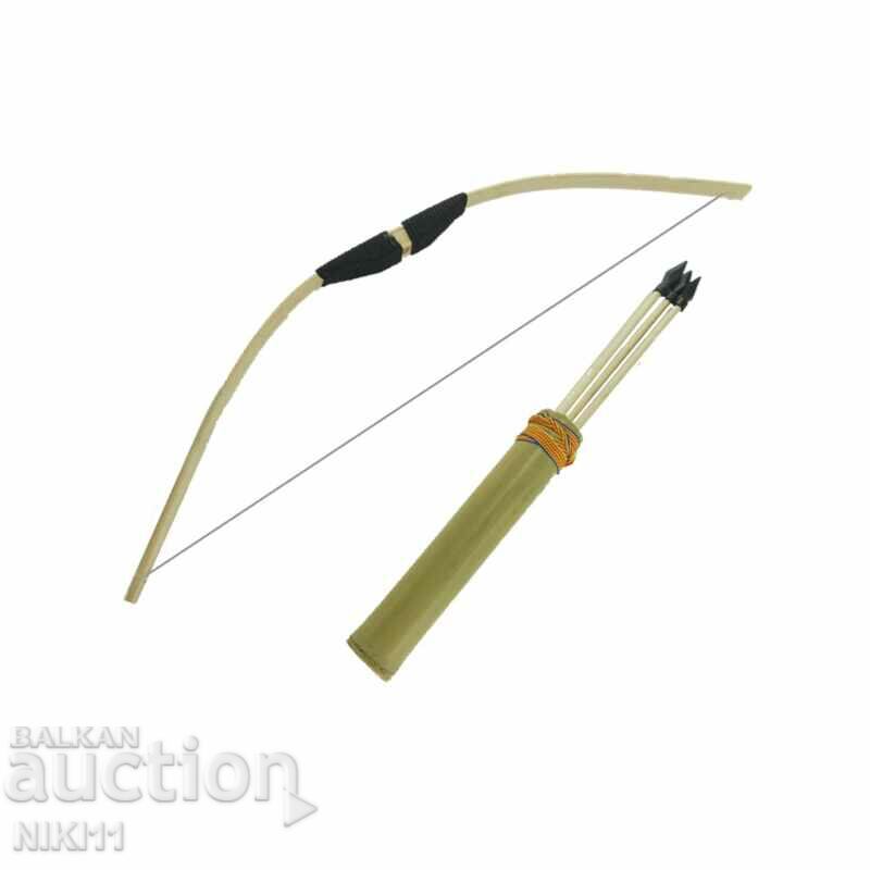 Children's wooden bow with 3 arrows and arrow case quiver arrow
