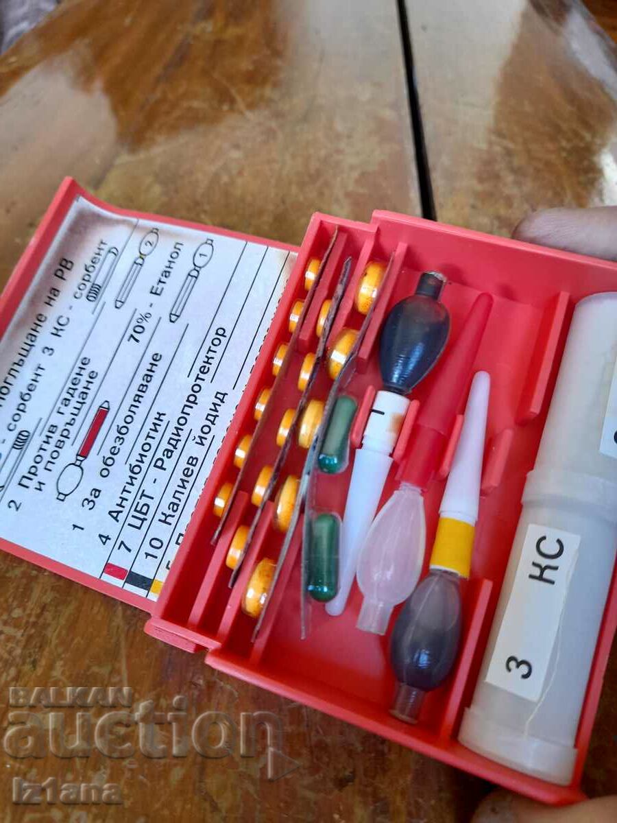 Delivery of Old personal first aid kit for radiation protection