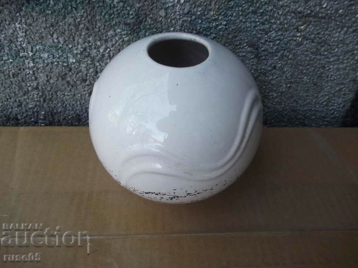 Sphere vase