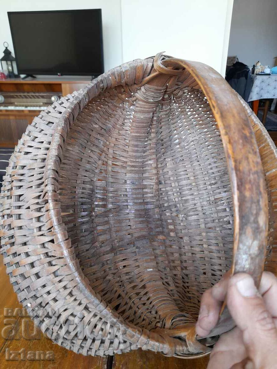 Vintage basket - 5 Vintage basket - 5