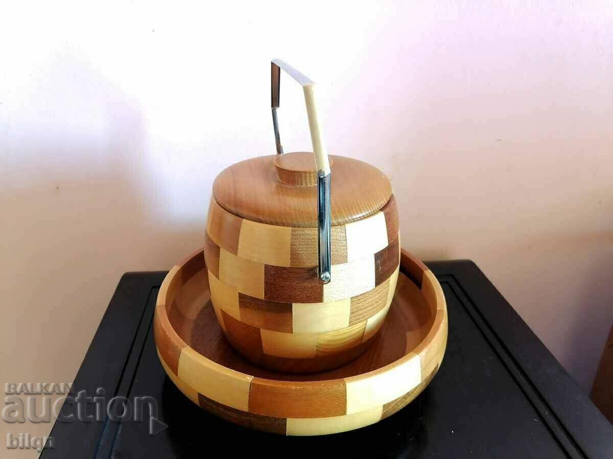 Lovely Old Mark English Wooden Icebox with price 46.65 BGN | € 23.85 Lovely Old Mark English Wooden Icebox with price 46.65 BGN | € 23.85