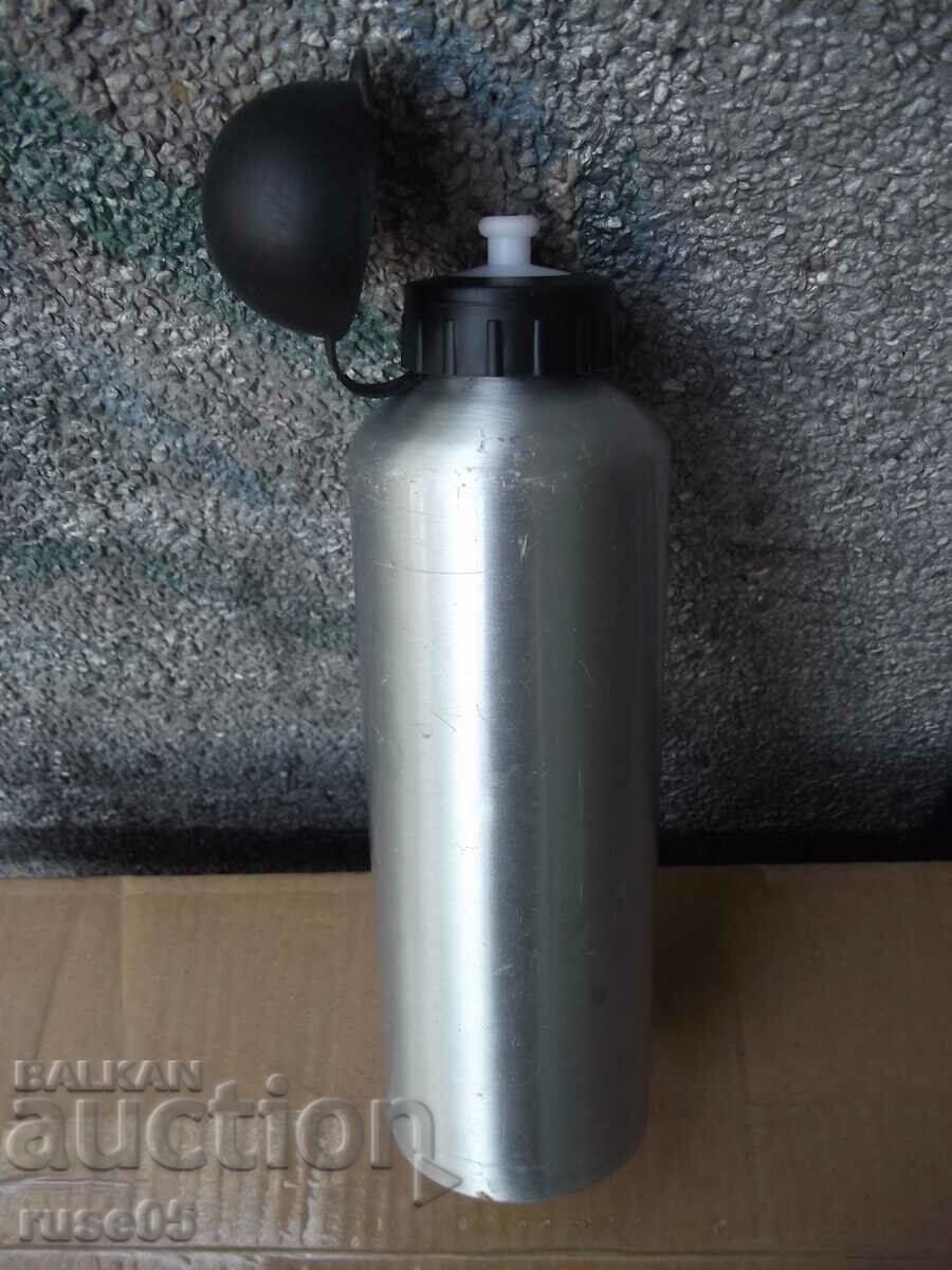 Aluminum wheel bottle with price 5.00 BGN | € 2.56 Aluminum wheel bottle with price 5.00 BGN | € 2.56