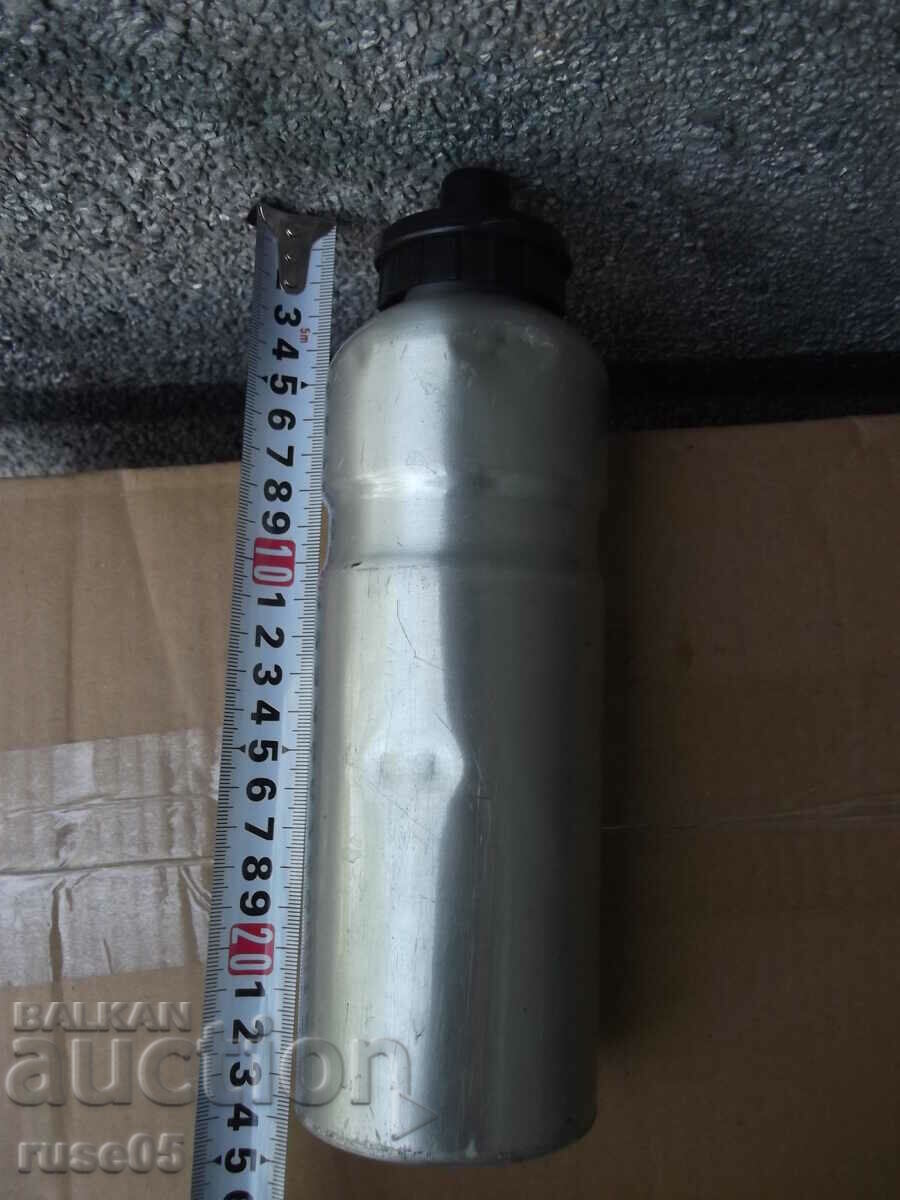 Aluminum bottle for a wheel - 1 - 6 Aluminum bottle for a wheel - 1 - 6