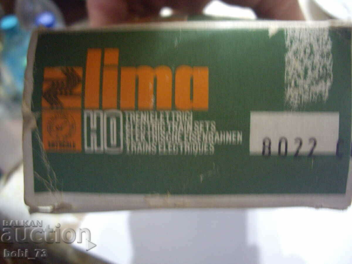 Train "Lima" locomotive with wagon. with price 140.00 BGN | € 71.58 Train "Lima" locomotive with wagon. with price 140.00 BGN | € 71.58