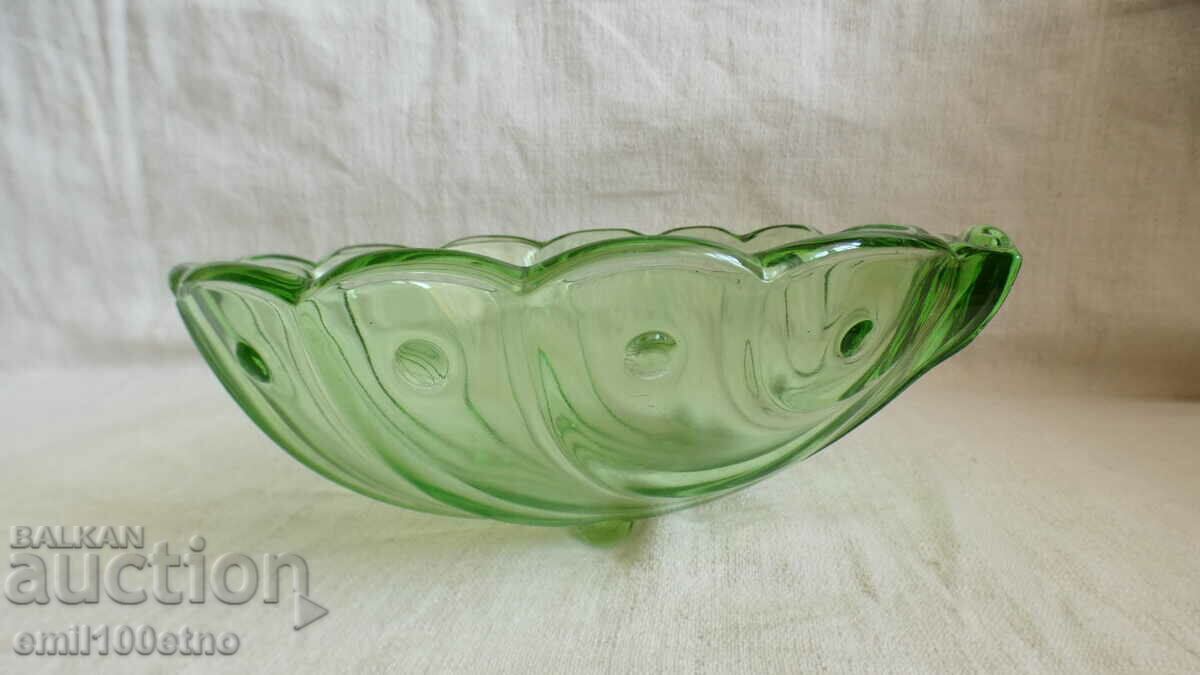 Bowl set with 5 small compote bowls in the shape of a clam with price 28.00 BGN | € 14.32