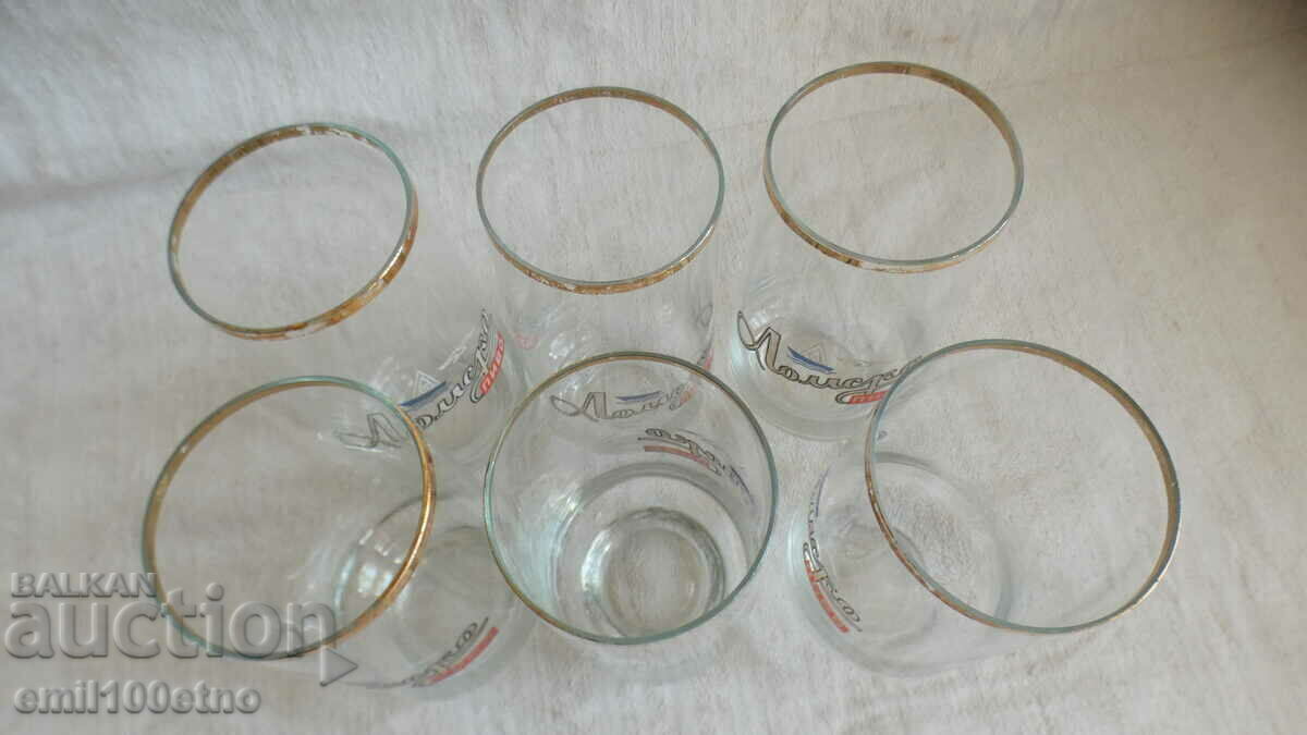 Delivery of Lomsko beer Service 6 beer glasses thin glass from soca Delivery of Lomsko beer Service 6 beer glasses thin glass from soca