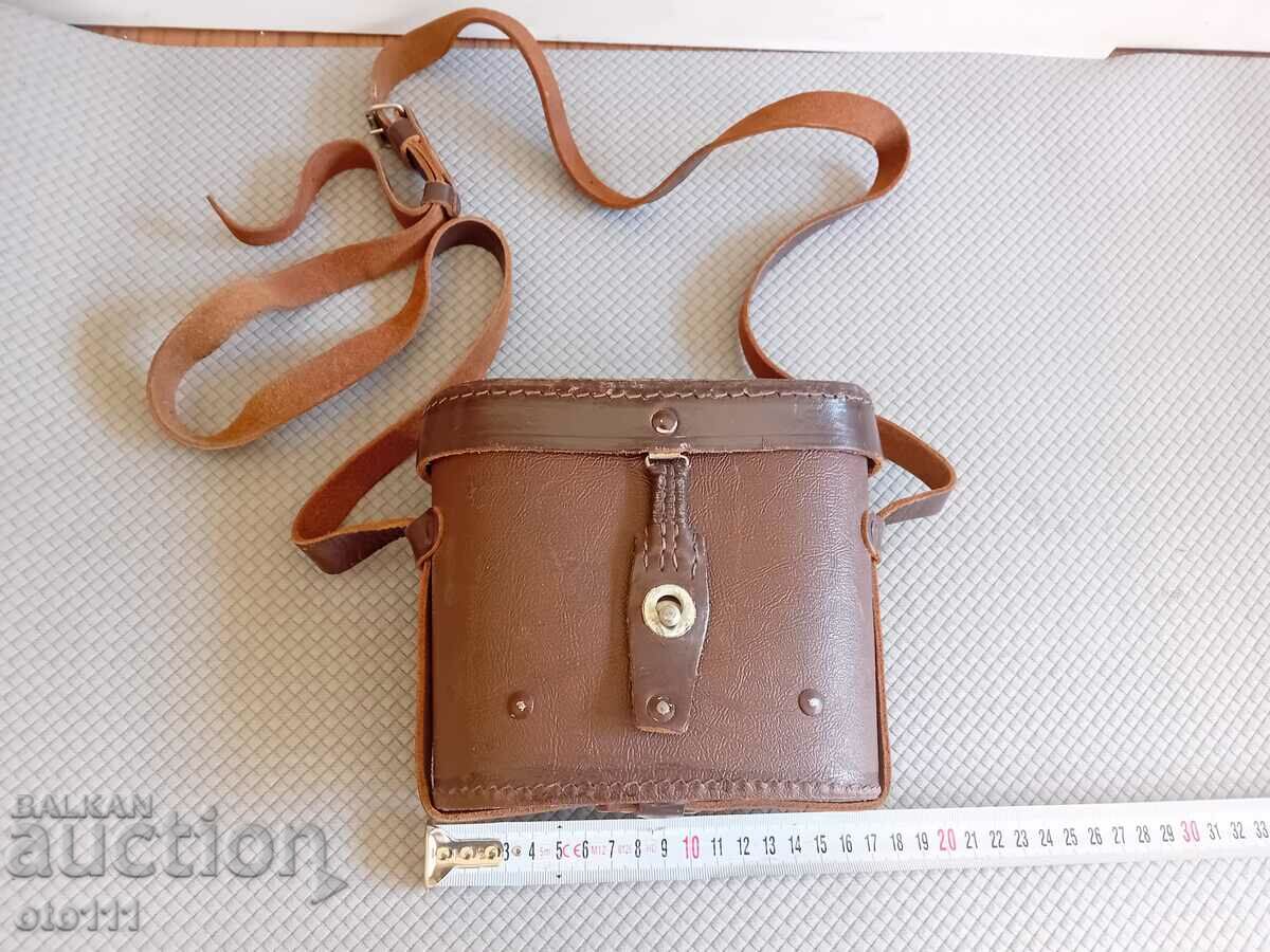 LEATHER CASE FOR BINOCULARS