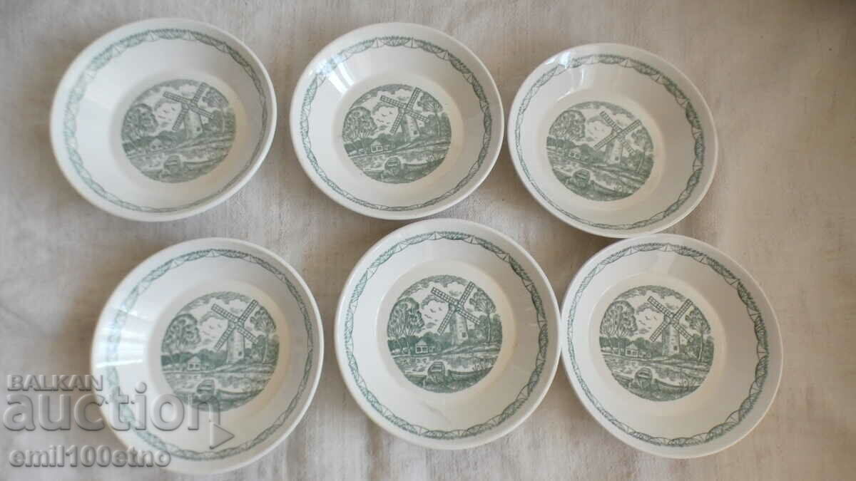 Auction Set of 6 plates for dessert or sweets, old ZIK USSR porcelain Auction Set of 6 plates for dessert or sweets, old ZIK USSR porcelain