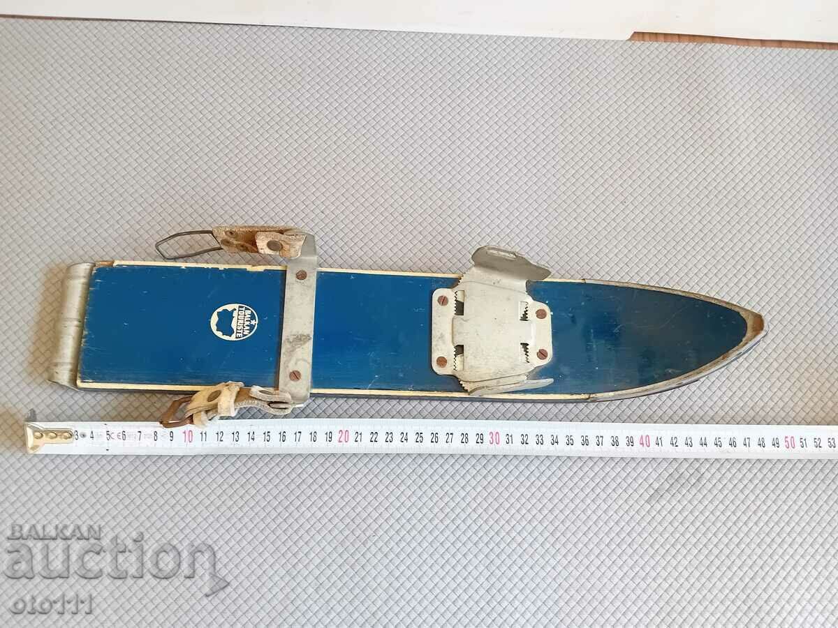 OLD ADVERTISEMENT BALKANTURIST - SKA with price 100.00 BGN | € 51.13 OLD ADVERTISEMENT BALKANTURIST - SKA with price 100.00 BGN | € 51.13