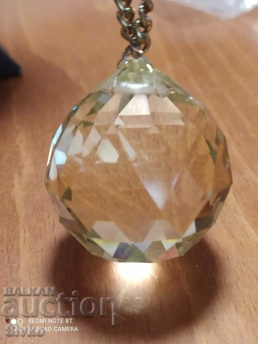 Доставка на Колие голяма топка стъкло Доставка на Колие голяма топка стъкло