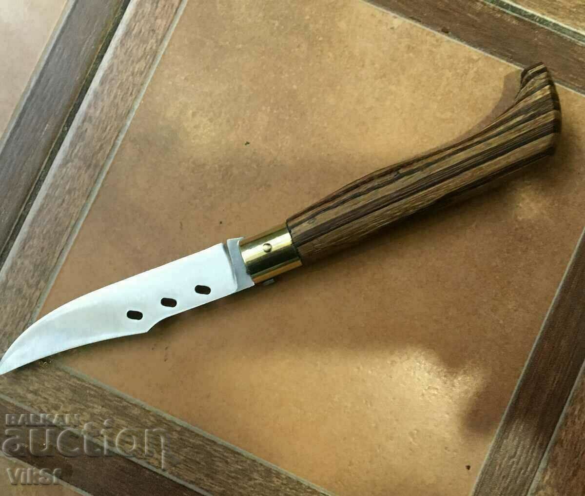 Παράδοση Πτυσσόμενα μαχαίρια 2 μοντέλων Καρυδιά 105x230 Παράδοση Πτυσσόμενα μαχαίρια 2 μοντέλων Καρυδιά 105x230