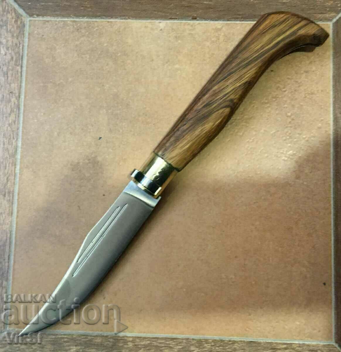 Πτυσσόμενα μαχαίρια 2 μοντέλων Καρυδιά 105x230 - 5 Πτυσσόμενα μαχαίρια 2 μοντέλων Καρυδιά 105x230 - 5