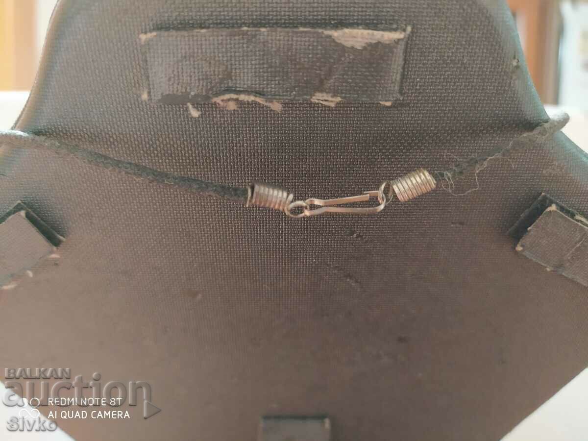 Delivery of Hand painted cupcake necklace Delivery of Hand painted cupcake necklace