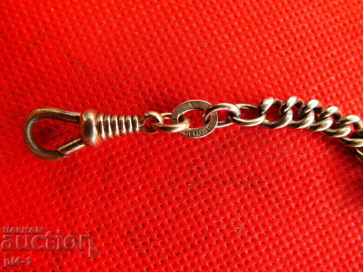 Livrarea UN CAZ DE AUR VECHI CU MARCAJE Livrarea UN CAZ DE AUR VECHI CU MARCAJE